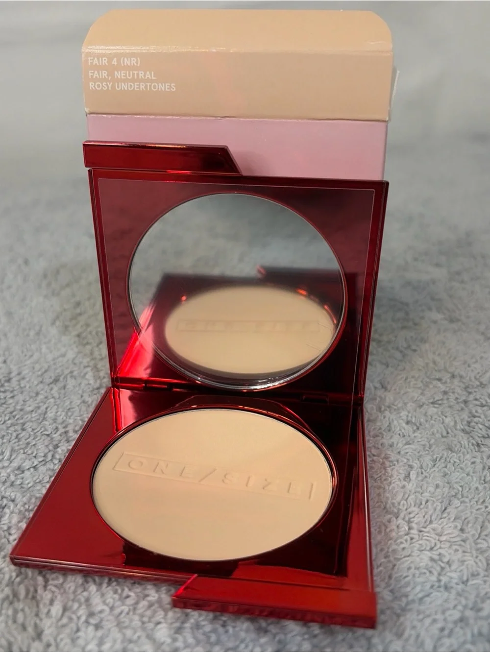 ONE/SIZE Versatile Foundation Powder - Fair 4 (NR) neutral rosy undertones BNIB!